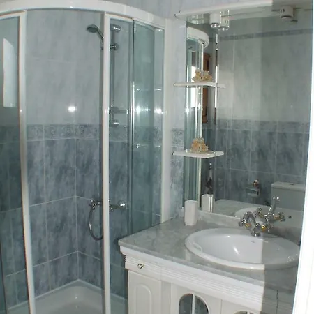 Royal Palm * لوس كريستيانوس