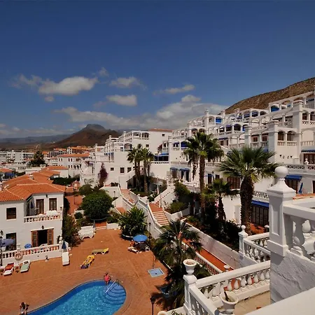 Hotel apartamentowy Royal Palm